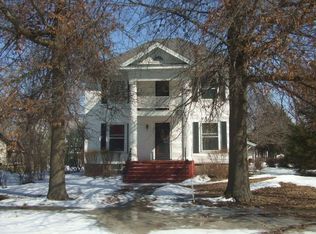 209 N 5th St, Chatsworth, IL 60921