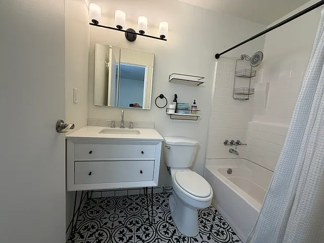 1 Broomsedge Ct — Photo 16