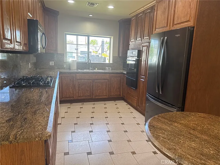 5171 Chimineas Ave — Photo 6