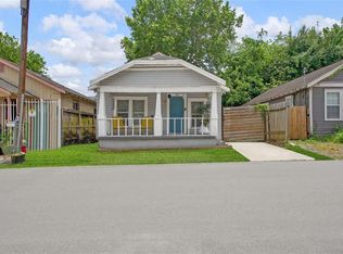 310 N Saint Charles St, Houston, TX 77003