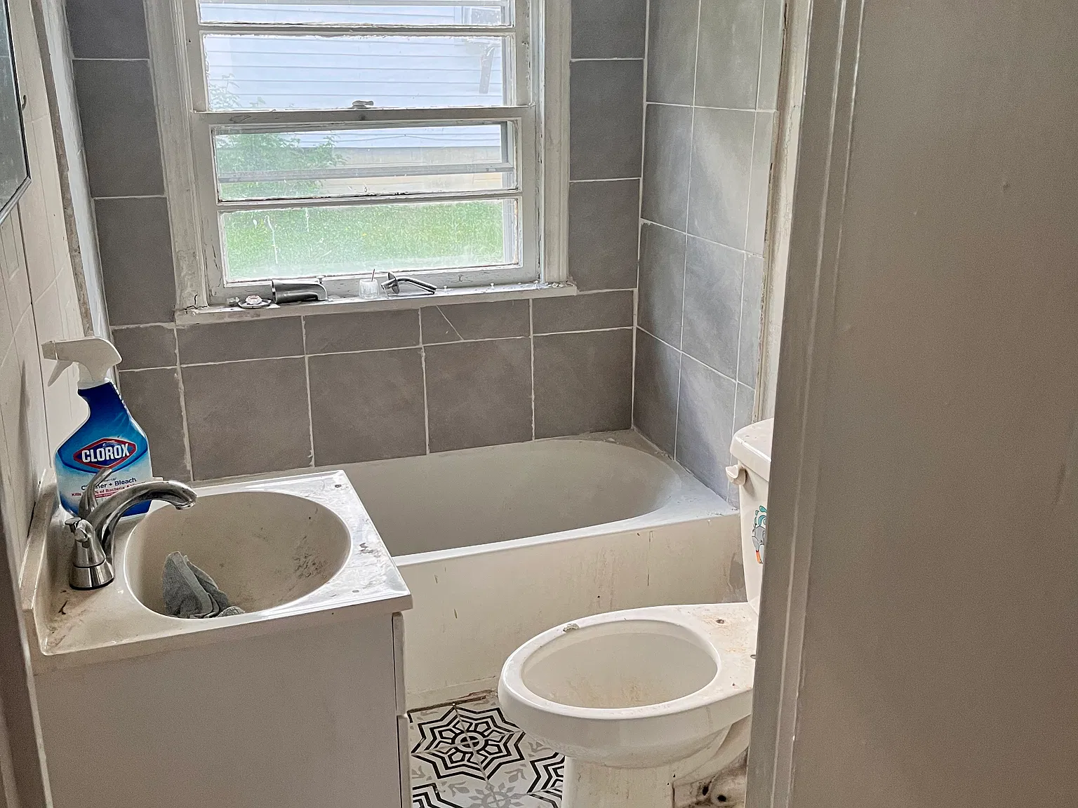 2 bed, 900 sqft, $950 — Photo 4