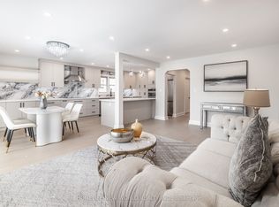 192 Combe Ave, Toronto, ON M3H4K5