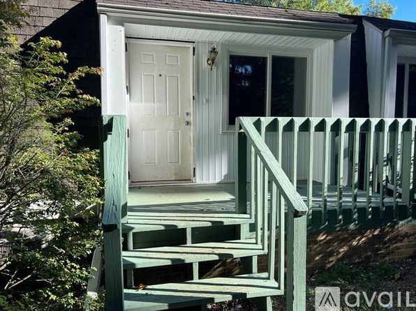 128 Whispering Oaks Ln #10