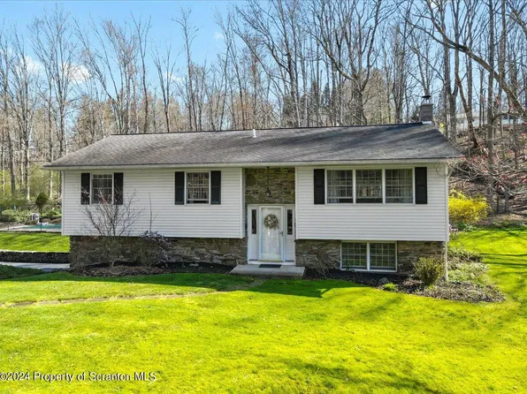 216 S Turnpike Rd #L5, Dalton, PA 18414