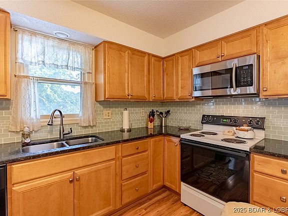 3rd image of 1196 Triple Cove Ln