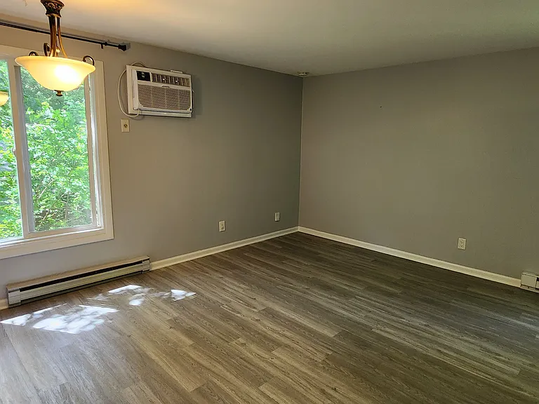 213 Sunny Meade Ln #4 — Photo 12