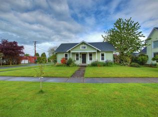 1806 Franklin St, Enumclaw, WA 98022