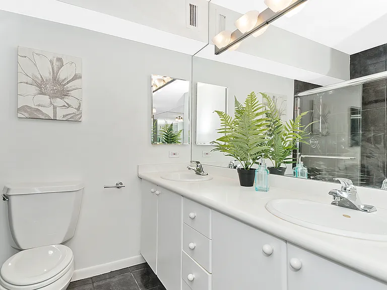 1313 N Ritchie Ct #2405 — Photo 17