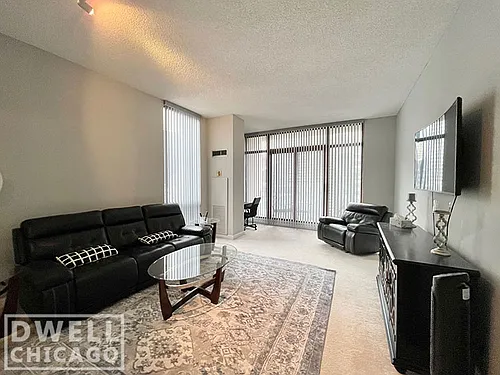200 N Dearborn St Photo 1