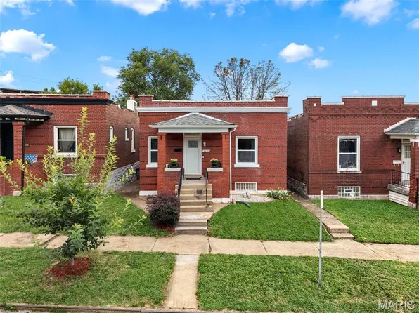 3928 Winnebago St, Saint Louis, MO 63116