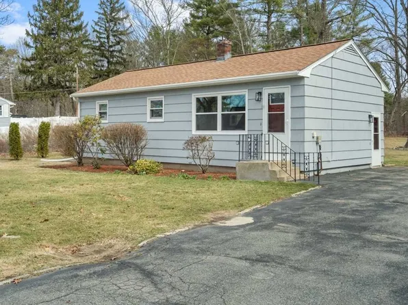 236 N Main St, Whitinsville, MA 01588