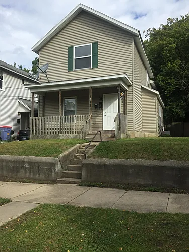 15 Travis St NE #2 Photo 1