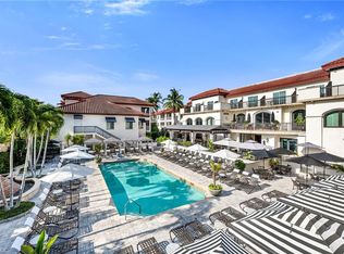 221 9th ST S #123, NAPLES, FL 34102