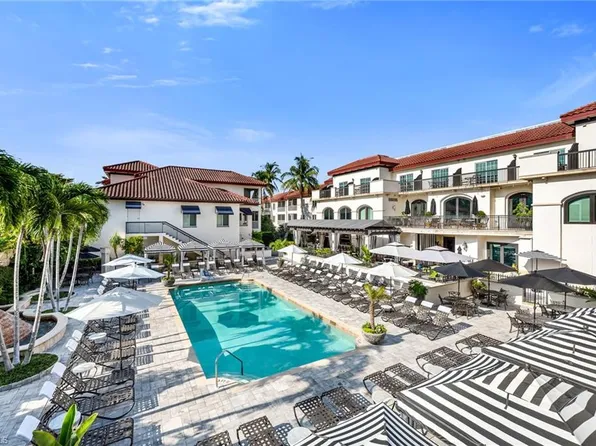 221 9th ST S #123, NAPLES, FL 34102