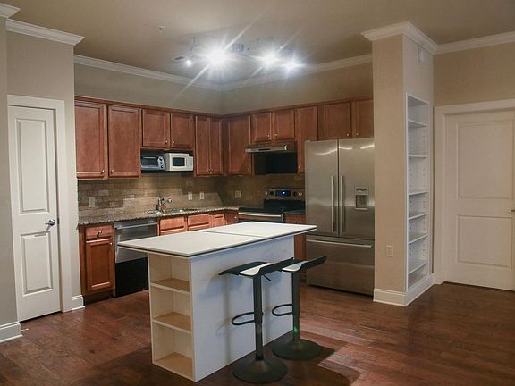 2nd image of 445 W Blount Ave APT 201