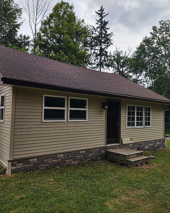 1st image of 135 Summerset Dr