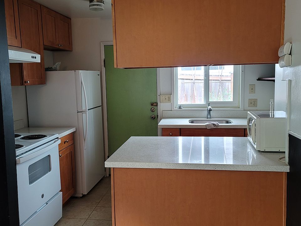 1st image of 5217 Ravenna Ave NE