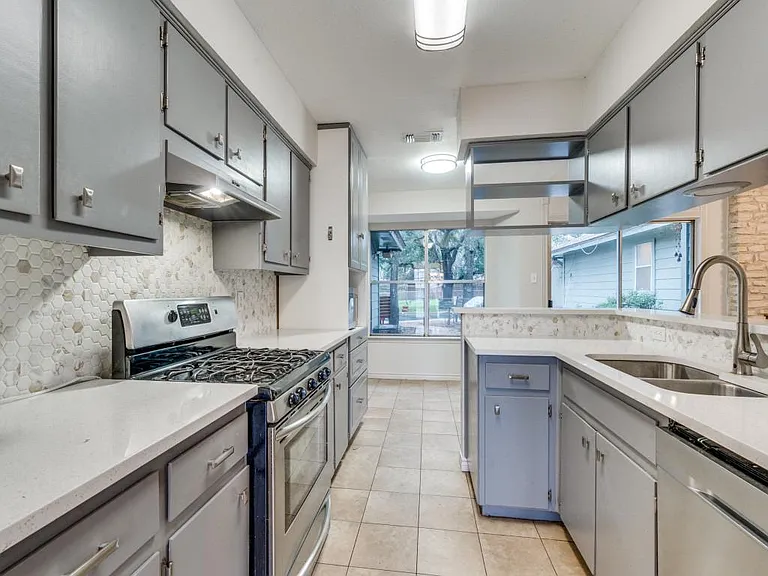 NEW STOVE/REFRIGERATOR/DISHWASHER