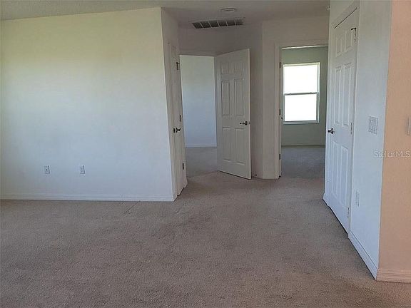 5th image of 3869 Gulf Shore Cir