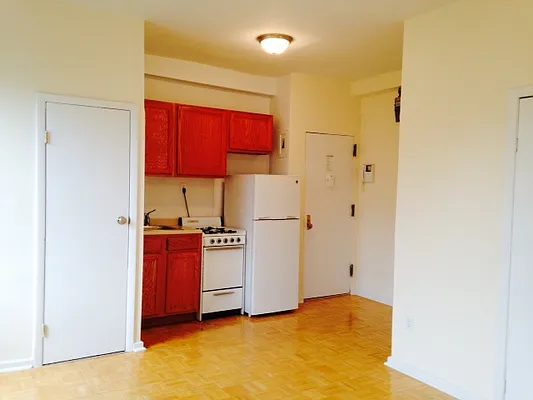 Rented by City Connections Realty | media 5