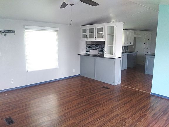 4th image of 1213 Templet Dr