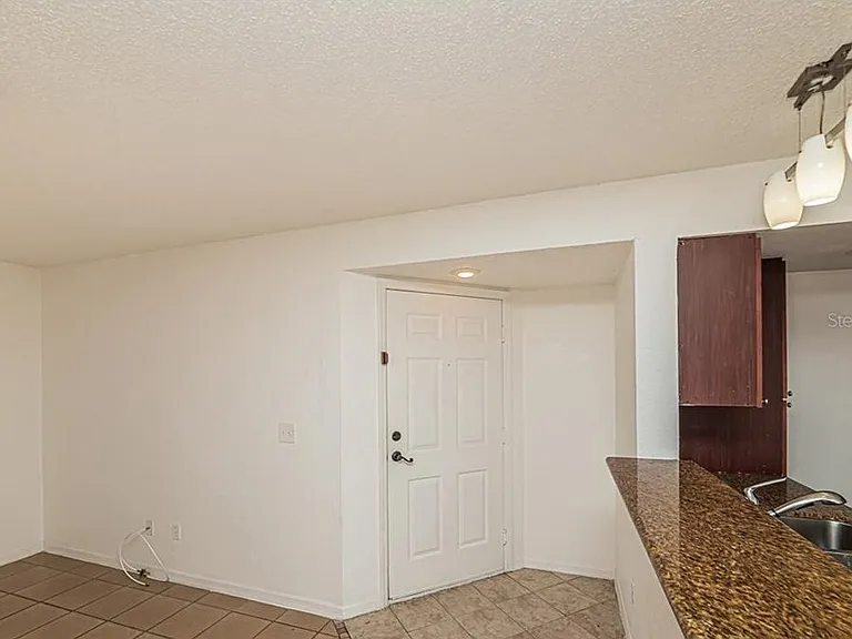 5140 Conroy Rd #818 — Photo 9