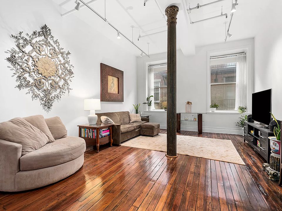 1st image of 80 Leonard St APT 4G