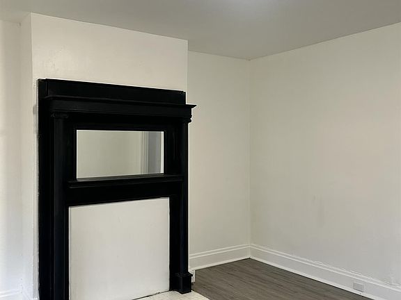 4th image of 1250 Iliff Ave