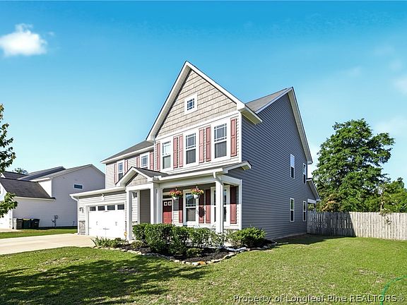 3rd image of 1321 Long Lake Dr
