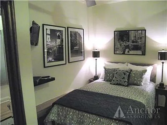 Rented by Anchor Associates | media 13