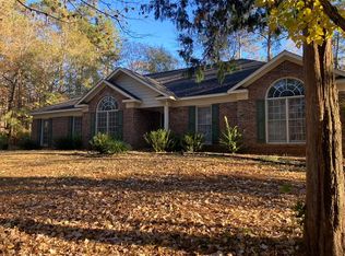 61 Hidden Oaks Ct, Cataula, GA 31804