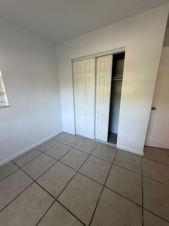 410 NE 12th Ave #A, photo 6