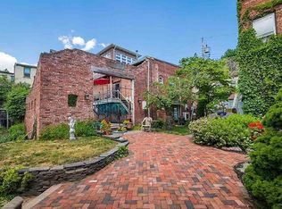 15 Ravine St, Kingston, NY 12401