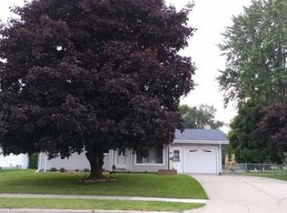 122 Michigan Ave, Marysville, MI