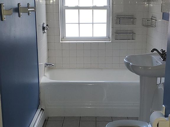 2nd floor bathroom