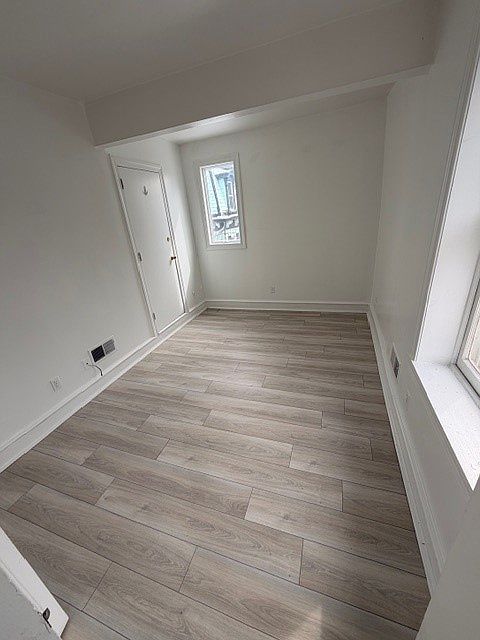 1st image of 800 N Van Buren St APT 2