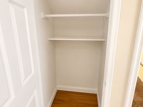 Coat closet