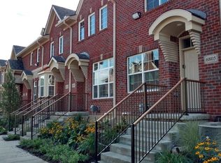 6897 Solomon Ave, Troy, MI 48085