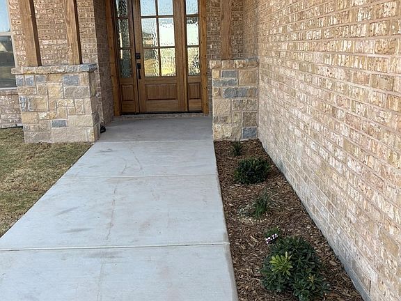 4th image of 3638 Silver Spur Dr