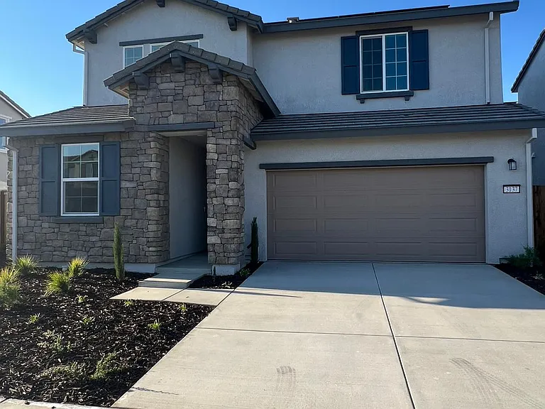 3137 Barnowl Way — Photo 1