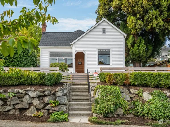 3411 34th Avenue W, Seattle, WA 98199