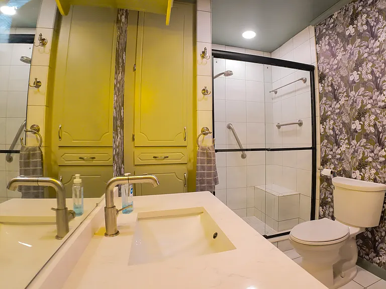 110 Willow Dr — Photo 33