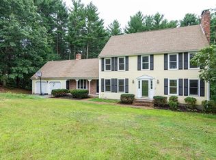 40 Robin Rd, Norfolk, MA 02056