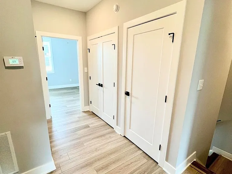 420 Breezewood Dr #224 — Photo 12