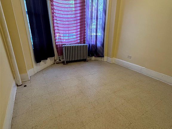 3rd image of 786 Garden St #1