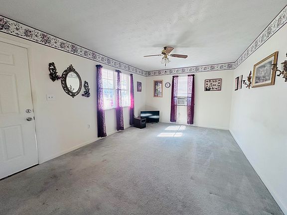 3rd image of 314 Lee Dr