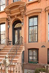 199 Clinton Street in Cobble Hill