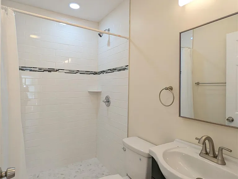 67 Merriam St #2 — Photo 12