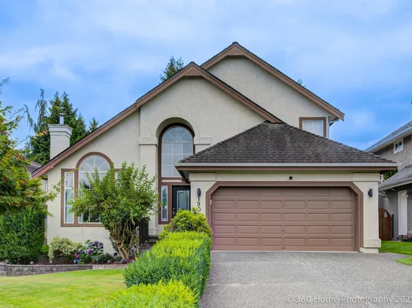 19088 63b Ave, Surrey, BC V3S 8G5