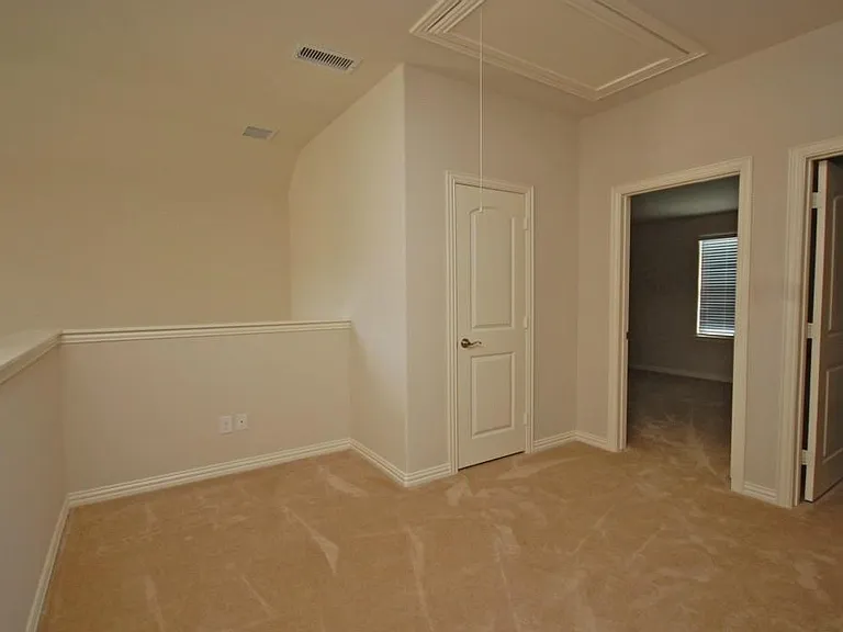 6604 Rutherford Rd — Photo 5